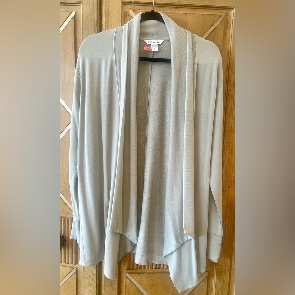 Athleta Light Sage Green Pranayama Restore Open-Front Wrap